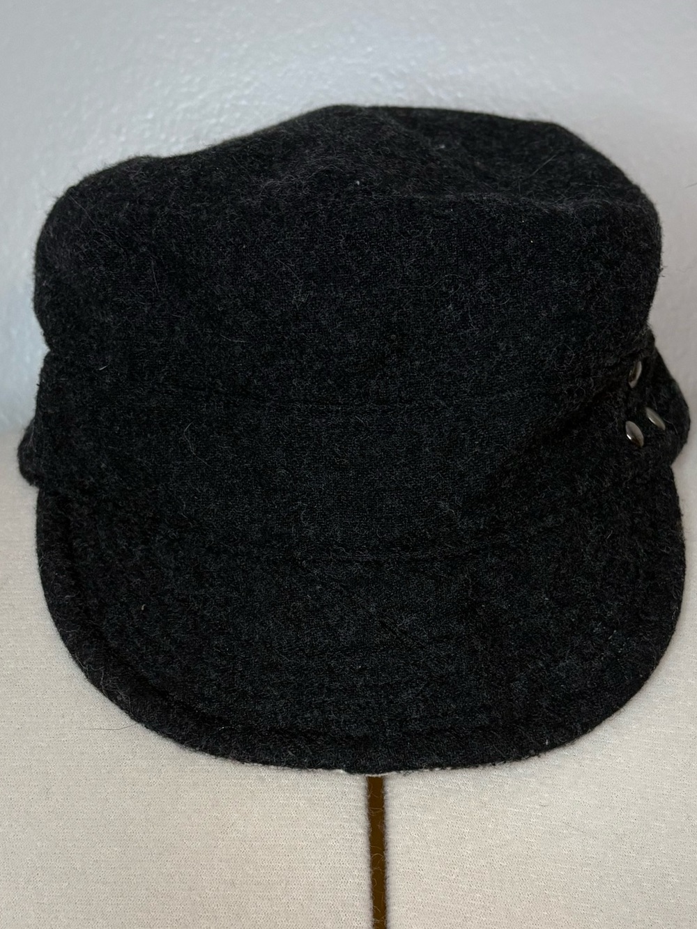 Vintage Black Women's Wool Cadet Cap - Unbranded